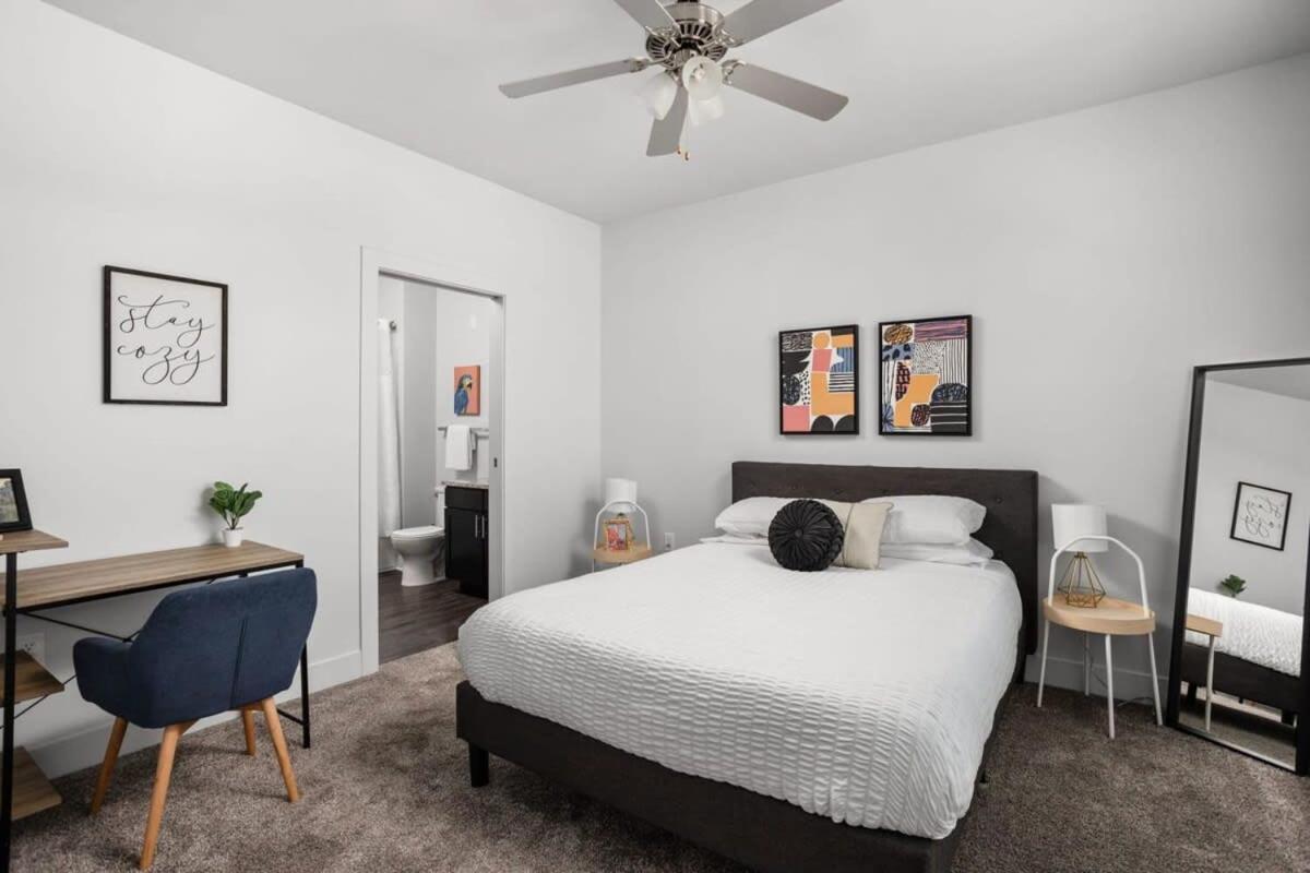 Cozysuites Spacious 2Br Next To Whole Foods Индианаполис Экстерьер фото